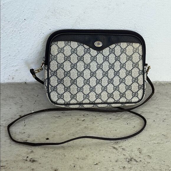 Vintage Gucci, micro GG Crossbody - Picture 1 of 12